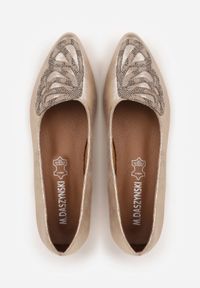 Born2be - Złote Czółenka ze Skórzaną Wkładką i Aplikacją w Wężowy Wzór Cezelie. Okazja: na co dzień. Kolor: złoty. Materiał: skóra. Wzór: aplikacja. Styl: casual, elegancki, klasyczny #5