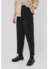 Bruuns Bazaar spodnie damskie kolor czarny proste high waist. Stan: podwyższony. Kolor: czarny. Materiał: poliester, materiał, wiskoza #1