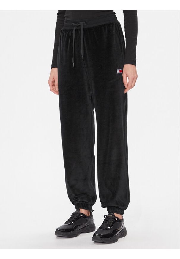 Tommy Jeans Spodnie dresowe Velour DW0DW17537 Czarny Relaxed Fit. Kolor: czarny. Materiał: bawełna