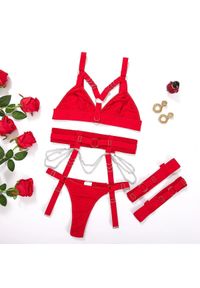 Intica - Komplet bielizny trzyczęściowy z regulowanymi paskami Kamla. Kolor: czerwony. Materiał: materiał, koronka. Wzór: paski