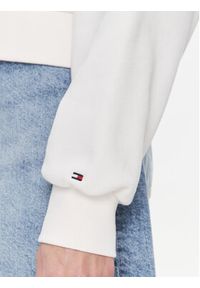 TOMMY HILFIGER - Tommy Hilfiger Bluza WW0WW39797 Biały Regular Fit. Kolor: biały. Materiał: bawełna, syntetyk #2