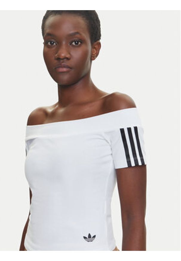 Adidas - adidas Bluzka adicolor Bandeau JV9741 Biały Slim Fit. Kolor: biały. Materiał: bawełna