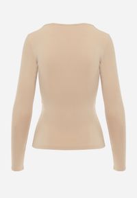 Born2be - Beżowa Elastyczna Bluzka z Kwadratowym Dekoltem z Wiskozą Doriore. Okazja: na co dzień. Typ kołnierza: dekolt kwadratowy. Kolor: beżowy. Materiał: wiskoza. Styl: elegancki, klasyczny, casual #3