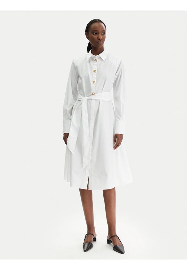 Karl Lagerfeld - KARL LAGERFELD Sukienka koszulowa B1W13026 Biały Regular Fit. Typ kołnierza: dekolt w karo. Kolor: biały. Materiał: bawełna. Typ sukienki: koszulowe