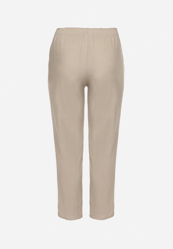 Born2be - Beżowe Spodnie z Lnem o Klasycznym Kroju Liravaia. Okazja: na co dzień. Kolor: beżowy. Materiał: len. Styl: klasyczny