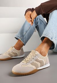 Renee - Ciemnobeżowe Sneakersy z Ozdobną Plecionką z Rafią Morloris. Okazja: na co dzień, na spacer. Kolor: beżowy. Materiał: jeans. Wzór: aplikacja, kwiaty. Obcas: na obcasie. Wysokość obcasa: średni. Sport: turystyka piesza #6