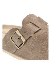 Klapki damskie Vinceza, cholewka ze skóry naturalnej zamszowej wsuwany fason korkowa lekka amortyzująca podeszwa, brązowa, 101332. Okazja: na co dzień. Kolor: brązowy. Materiał: skóra, zamsz. Styl: elegancki, casual #5