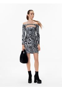 Kazar - Czarna torebka do noszenia za uchwyt z syntetycznego futra. Kolor: czarny. Wzór: gładki. Materiał: futrzane. Styl: elegancki #7