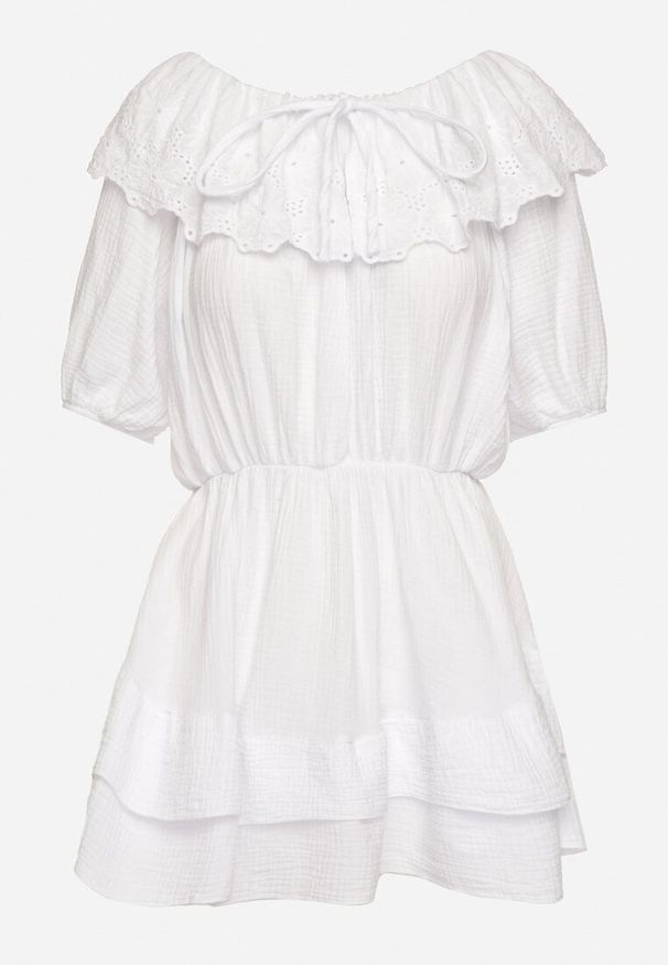 Born2be - Biała Bawełniana Sukienka z Ażurową Falbaną i Wiązaniem Univelle. Okazja: na co dzień. Kolor: biały. Materiał: bawełna. Wzór: ażurowy. Sezon: wiosna, lato. Styl: klasyczny, casual, elegancki