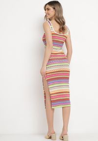 Born2be - Różowo-Pomarańczowa Dopasowana Sukienka Midi na Ramiączkach z Elastycznej Dzianiny Dempnia. Kolor: różowy. Materiał: dzianina. Długość rękawa: na ramiączkach. Długość: midi #7