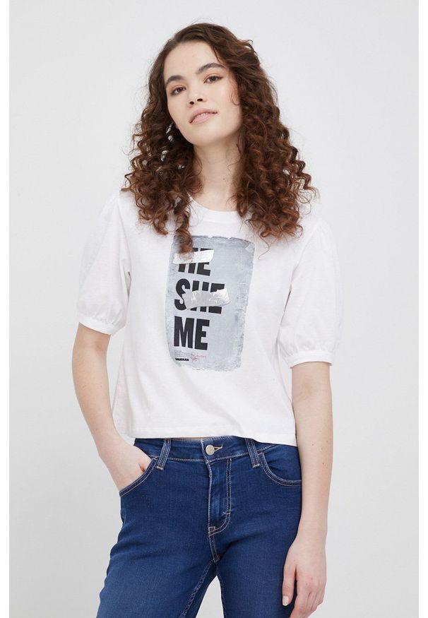 Sisley t-shirt bawełniany damska kolor biały z nadrukiem. Kolor: biały. Materiał: bawełna. Długość rękawa: krótki rękaw. Długość: krótkie. Wzór: nadruk