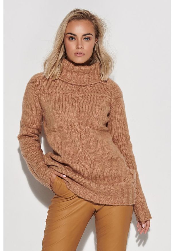 Sweter Makadamia z golfem