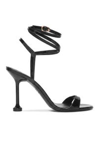 Stuart Weitzman Sandały Naudistini Wrap 100 SM910 Czarny. Kolor: czarny. Materiał: lakier, skóra #1