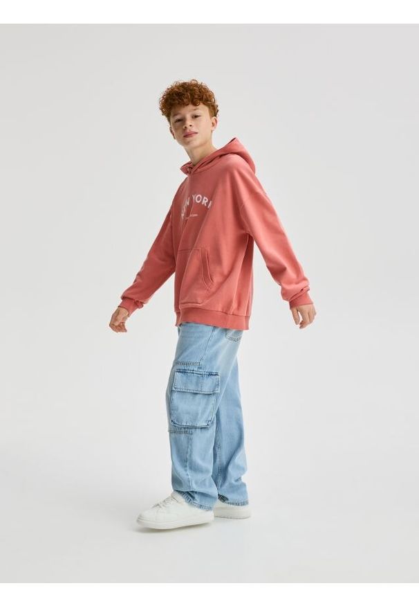 Reserved - Jeansy relaxed fit - niebieski. Kolor: niebieski