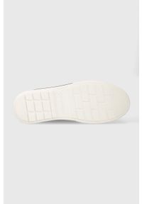 Calvin Klein trampki skórzane HIGH TOP LACE UP męskie kolor czarny HM0HM01165. Nosek buta: okrągły. Kolor: czarny. Materiał: skóra. Szerokość cholewki: normalna #3