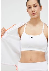 adidas Performance wiatrówka Fast kolor biały przejściowa. Kolor: biały. Materiał: tkanina, materiał #6