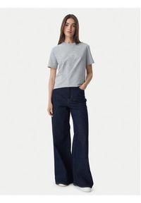 Calvin Klein Jeans T-Shirt LV047G831G Szary jasny Regular Fit. Kolor: szary. Materiał: bawełna #4