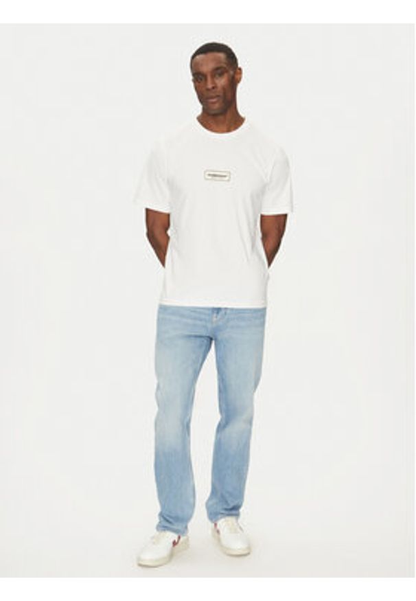 Jack & Jones - Jack&Jones T-Shirt Split 12273182 Biały Regular Fit. Kolor: biały. Materiał: bawełna