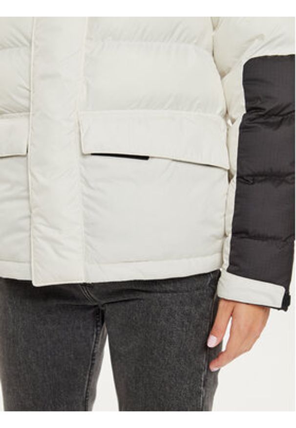 The North Face Kurtka zimowa Limbara NF0A89G9 Beżowy Regular Fit. Kolor: beżowy. Materiał: syntetyk. Sezon: zima