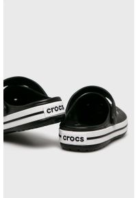 Crocs - Klapki CROCBAND. Kolor: czarny. Materiał: syntetyk, materiał. Wzór: gładki #4