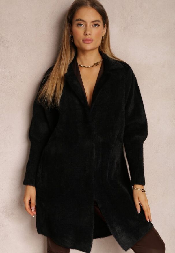 Renee - Czarny Płaszcz z Bawełną Oversize Brumisia. Kolor: czarny. Materiał: bawełna. Długość rękawa: długi rękaw. Długość: długie. Sezon: jesień, zima