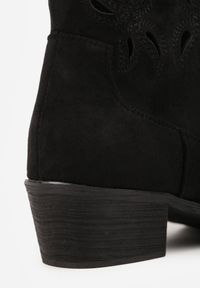 Born2be - Czarne Ażurowe Botki Vices na Obcasie w Stylu Kowbojek Helori. Kolor: czarny. Materiał: jeans. Wzór: ażurowy. Obcas: na obcasie. Styl: boho, klasyczny. Wysokość obcasa: średni #5