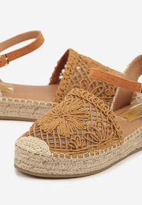 Born2be - Brązowe Sandały Typu Espadryle z Ażurowym Wzorem i Plecionką Ralovea. Okazja: na co dzień, na imprezę. Zapięcie: sprzączka. Kolor: brązowy. Wzór: ażurowy. Sezon: lato. Styl: elegancki, casual #6