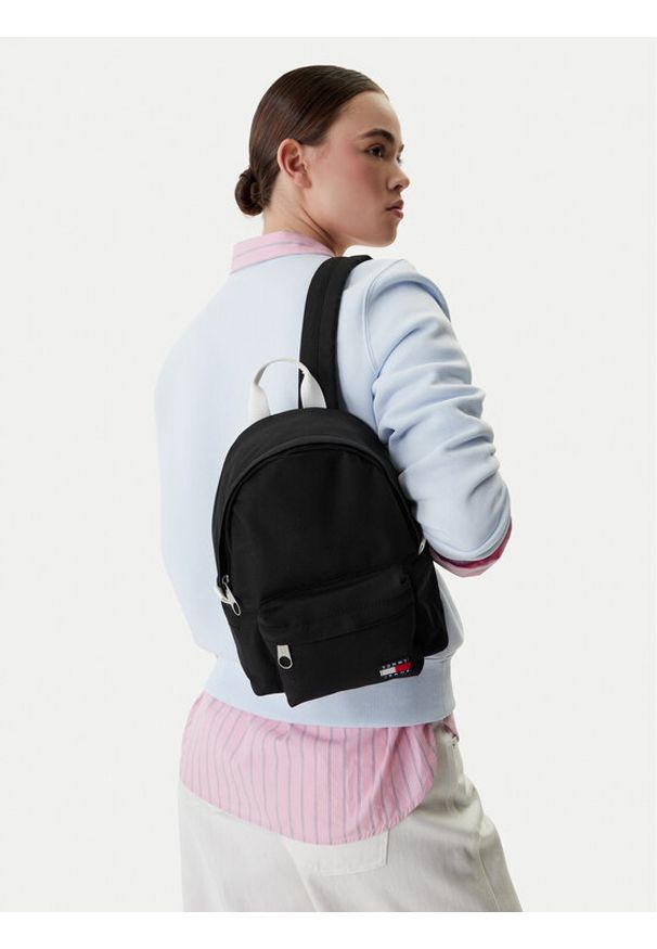 Tommy Jeans Plecak Tjw Ess Daily Dome Backpack AW0AW18648 Czarny. Kolor: czarny. Materiał: materiał