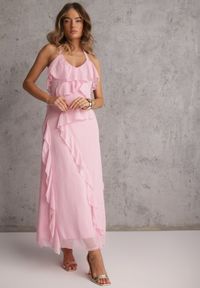 Renee - Różowa Elegancka Sukienka z Taliowaniem Wiązana na Plecach z Falbankami Ocyparia. Okazja: na imprezę. Typ kołnierza: kołnierz z falbankami. Kolor: różowy. Styl: elegancki #5