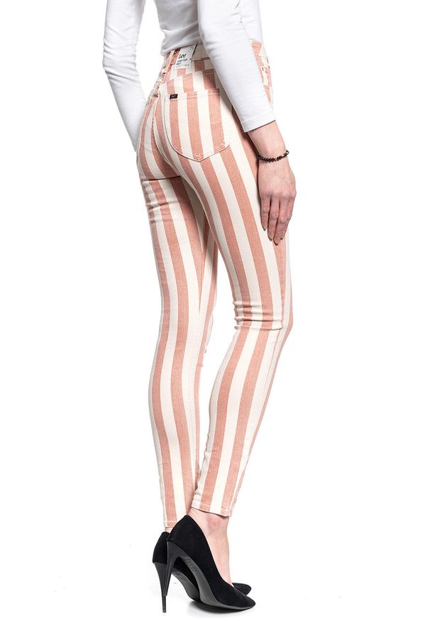 Lee - SPODNIE DAMSKIE LEE SKINNY HIGH WAIST TERACOTTA L626LIMG 112114249. Stan: podwyższony