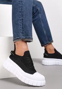 Renee - Czarne Sneakersy na Platformie Dohog. Okazja: na co dzień. Nosek buta: okrągły. Kolor: czarny. Materiał: materiał, guma, jeans. Szerokość cholewki: normalna. Obcas: na platformie #1