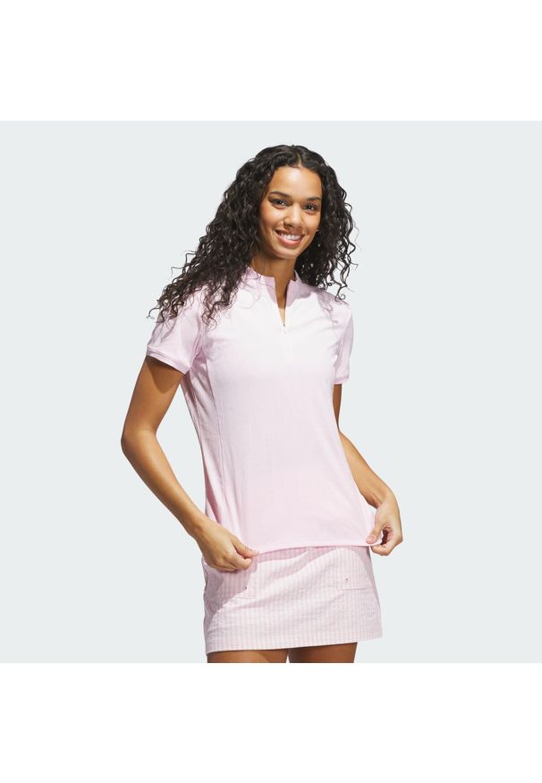 Adidas - Koszulka polo z krótkim rękawem Go-to Jacquard. Okazja: na co dzień. Typ kołnierza: polo. Kolor: różowy. Długość rękawa: krótki rękaw. Długość: krótkie. Styl: casual