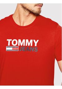Tommy Jeans T-Shirt Corp Logo DM0DM15379 Czerwony Regular Fit. Kolor: czerwony. Materiał: bawełna #4