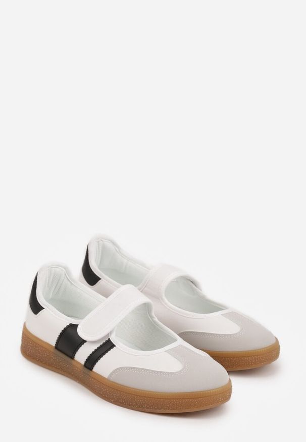 Renee - Białe Tenisówki Sneakeriny z Paskiem na Rzep Pirel. Okazja: na co dzień. Zapięcie: rzepy. Kolor: biały. Materiał: jeans, koronka. Wzór: gładki