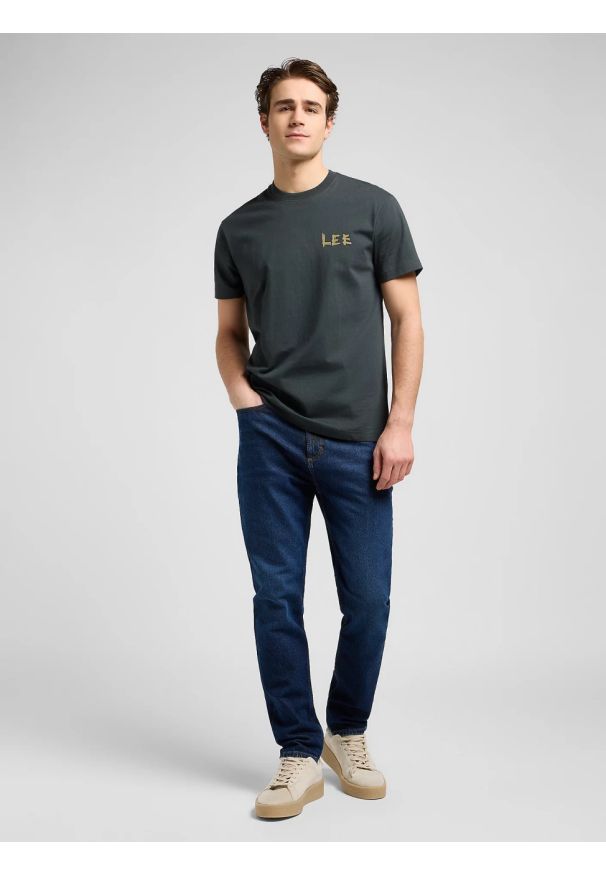 Lee - MESKA KOSZULKA LEE RELAXED GRAPHIC TEE WASHED BLACK 112370512