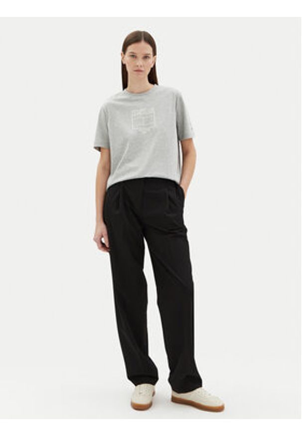 TOMMY HILFIGER - Tommy Hilfiger T-Shirt WW0WW45525 Szary Relaxed Fit. Kolor: szary. Materiał: bawełna