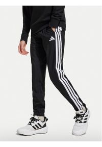 Adidas - adidas Spodnie dresowe Essentials Climacool JD6500 Czarny Regular Fit. Kolor: czarny. Materiał: syntetyk