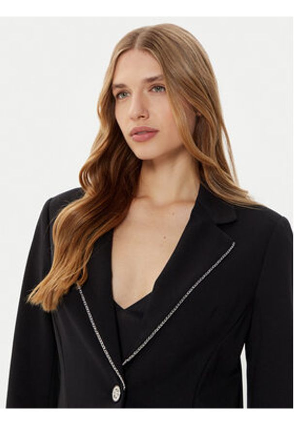 Guess Marynarka W5RN41 KCMU2 Czarny Regular Fit. Kolor: czarny. Materiał: syntetyk