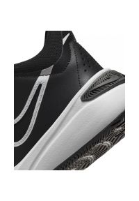 Buty Nike Team Hustle D 11 (GS) Jr DV8996-002 czarne. Kolor: czarny. Materiał: syntetyk, materiał. Szerokość cholewki: normalna