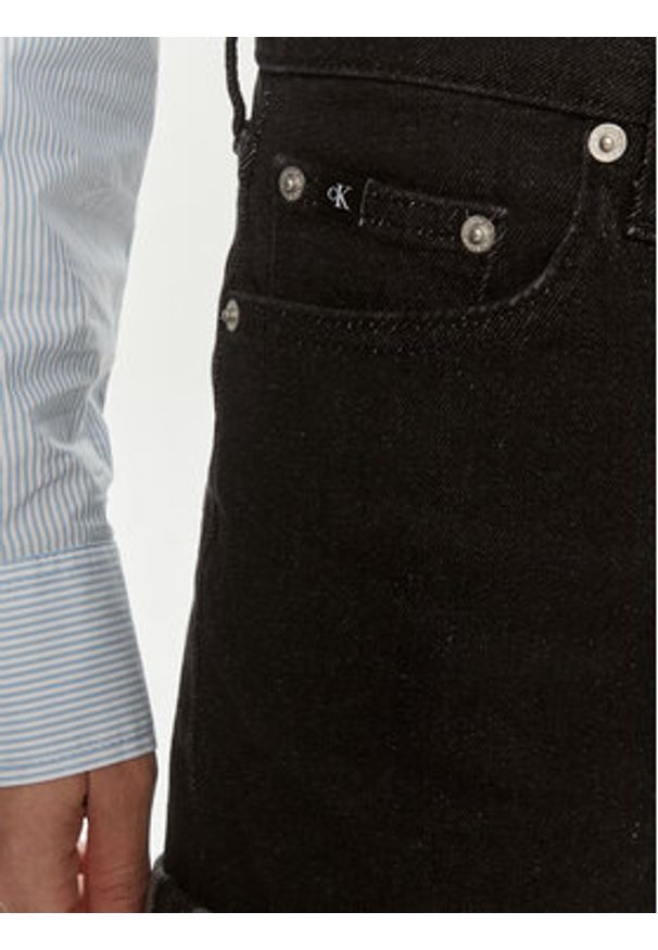 Calvin Klein Jeans Szorty jeansowe J20J222808 Czarny Regular Fit. Kolor: czarny. Materiał: bawełna