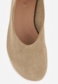 Renee - Zielone Balerinki z Imitacji Zamszu w Stylu Basic Saraphiele. Okazja: na randkę. Kolor: zielony. Materiał: zamsz #5