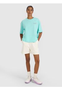 4f - 4F T-shirt oversize z nadrukiem damski - turkusowy S. Okazja: na co dzień. Kolor: turkusowy. Materiał: jersey, dzianina, materiał, tkanina, bawełna. Długość rękawa: krótki rękaw. Długość: krótkie. Wzór: nadruk. Sezon: lato. Styl: casual, klasyczny, sportowy #2