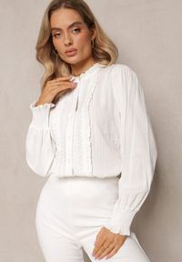 Renee - Biała Bawełniana Koszula z Koronką Raymonilla. Kolor: biały. Materiał: bawełna, koronka. Wzór: koronka #1