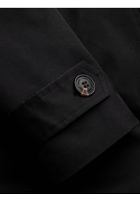 Ombre Clothing - Elegancki płaszcz męski trencz SLIM FIT z paskiem - czarny V2 OM-COSC-0111 - XXL. Kolor: czarny. Materiał: materiał, tkanina, poliester. Wzór: gładki. Styl: elegancki #3