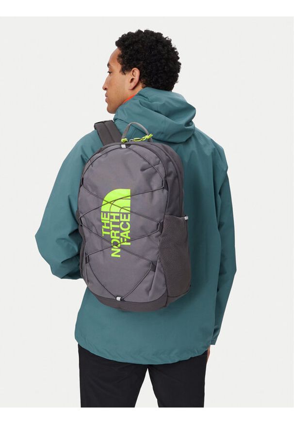 The North Face Plecak COURT JESTER BKP SMOKED PEAR NF0A52VY7E11 Szary. Kolor: szary. Materiał: materiał