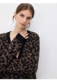 Reserved - Długi kardigan w panterkę - wielobarwny. Materiał: dzianina, wełna. Długość: długie. Wzór: motyw zwierzęcy #1