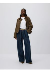 Reserved - Longsleeve z merceryzowanej bawełny - biały. Kolor: biały. Materiał: bawełna. Długość rękawa: długi rękaw