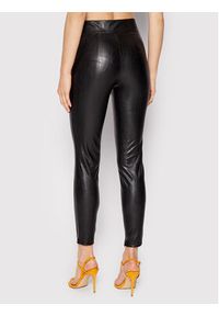 Guess Spodnie z imitacji skóry W2YB16 WEPI0 Czarny Slim Fit. Kolor: czarny. Materiał: syntetyk #5