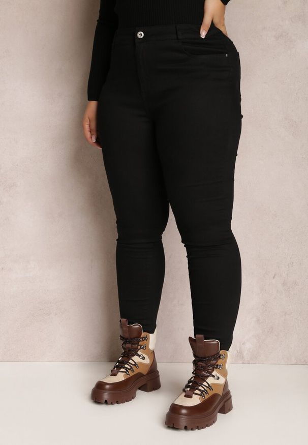Renee - Czarne Spodnie Skinny Push Up Heochie. Kolor: czarny. Materiał: tkanina