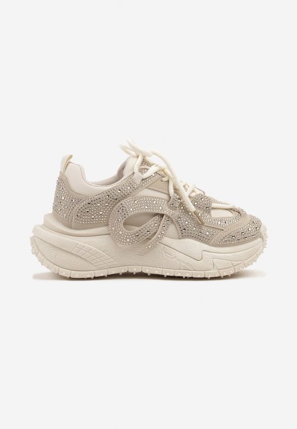 Born2be - Beżowe Sneakersy Ozdobione Drobnymi Cyrkoniami Sorisa. Okazja: na co dzień, na imprezę. Kolor: beżowy. Materiał: jeans. Wzór: aplikacja. Obcas: na obcasie. Wysokość obcasa: niski